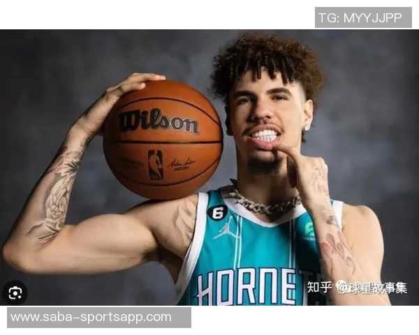 拉梅洛鲍尔表现出色13投8中三分4中8砍下20分助攻6次正负值高达27